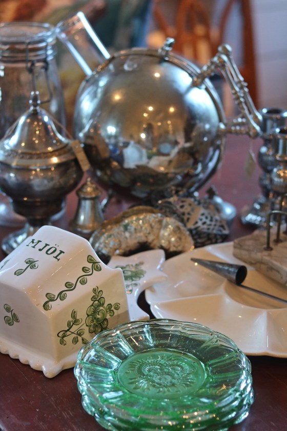 Andra Handen Gnosjöfynd  1 160731