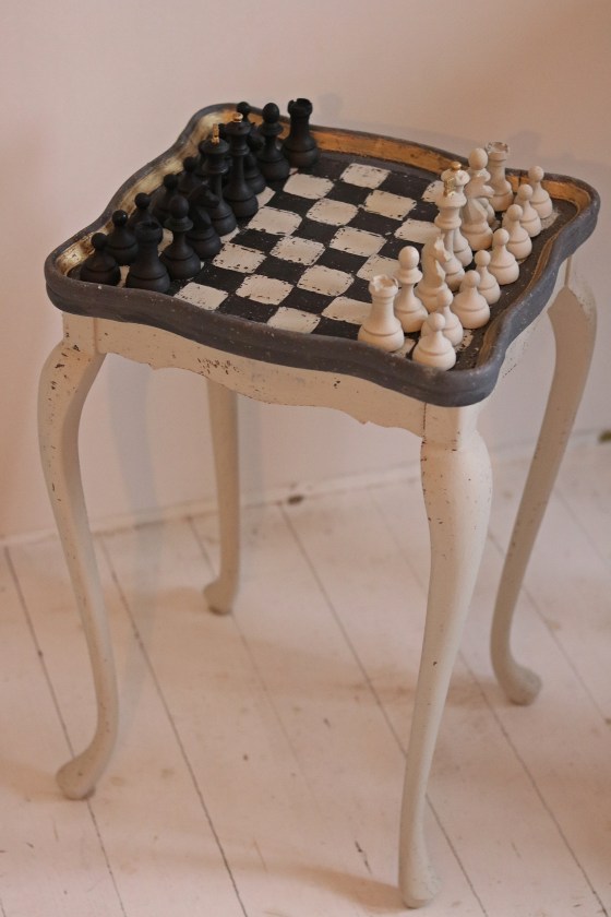 andra-handen-3-ar-10-1-feb